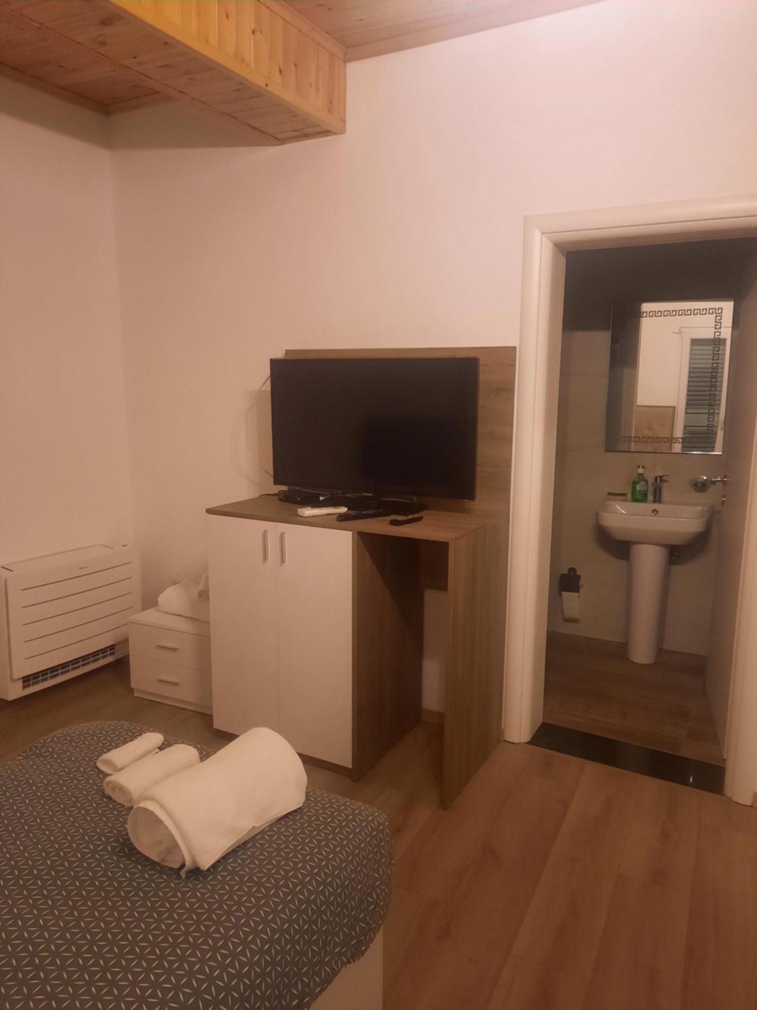 Përmet Bujtina Lugina E Vjoses 빌라 외부 사진